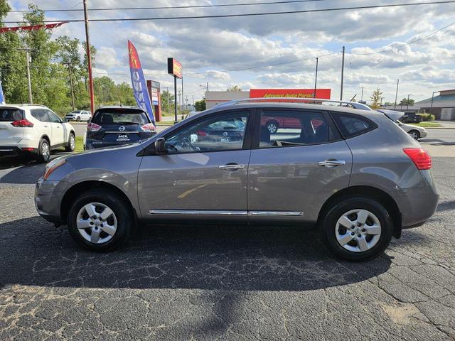 Photo of 2015 Platinum Graphite Nissan Rogue Select