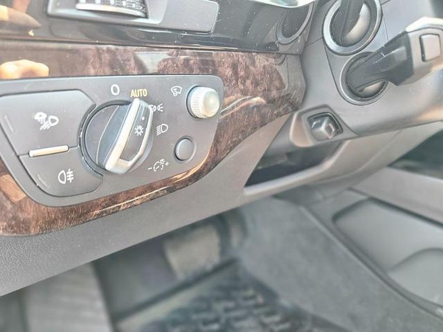 Photo of 2018 Glacier White Metallic Audi Q7
