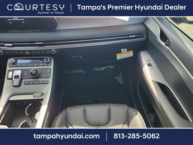 Photo of 2025 Abyss Black Pearl Hyundai PALISADE