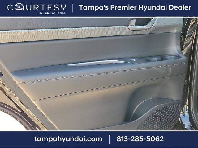 Photo of 2025 Abyss Black Pearl Hyundai PALISADE