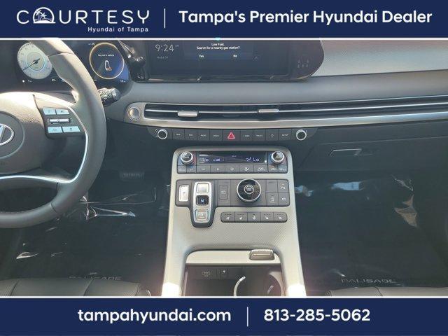Photo of 2025 Abyss Black Pearl Hyundai PALISADE