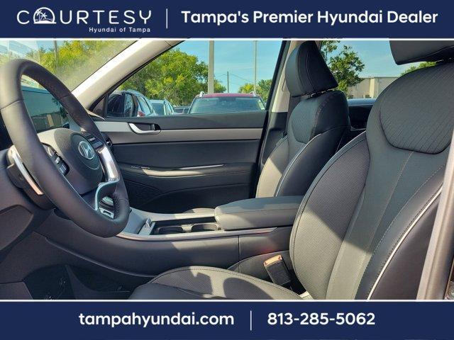 Photo of 2025 Abyss Black Pearl Hyundai PALISADE