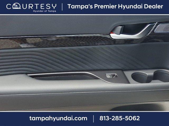 Photo of 2025 Abyss Black Pearl Hyundai PALISADE