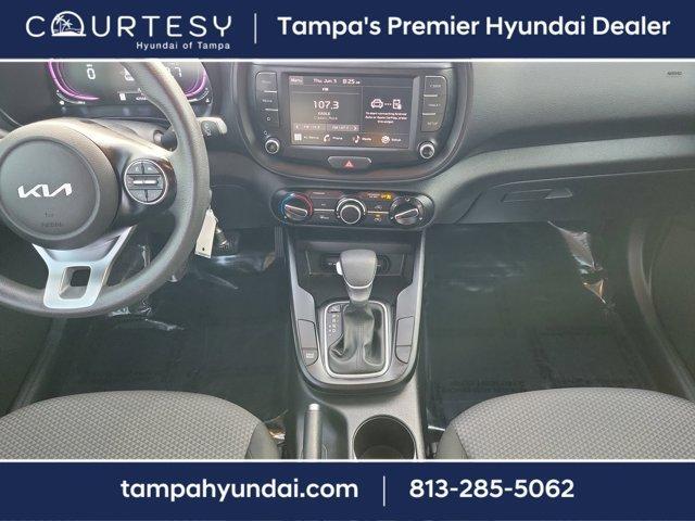 Photo of 2023 Snow White Pearl Kia Soul