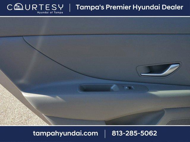Photo of 2025 Amazon Gray Hyundai ELANTRA