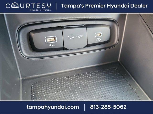 Photo of 2025 Onyx Black Hyundai VENUE
