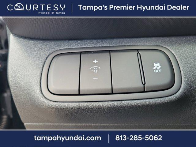 Photo of 2025 Onyx Black Hyundai VENUE