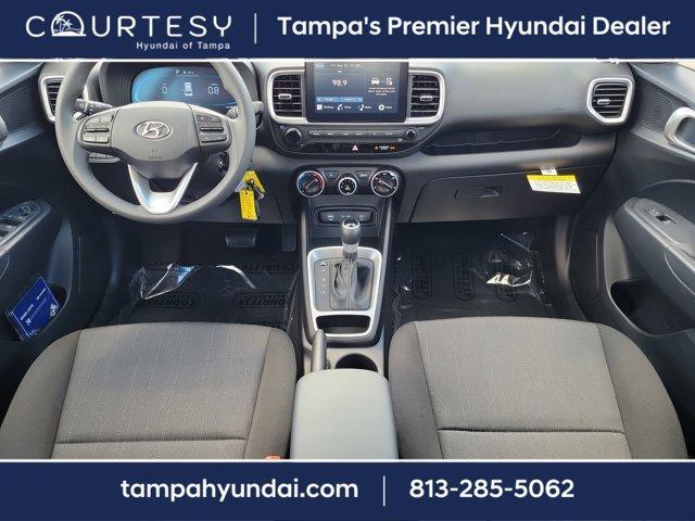 Photo of 2025 Onyx Black Hyundai VENUE