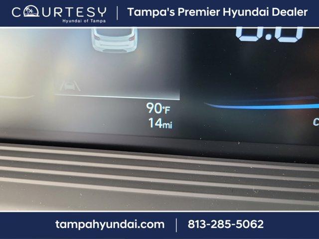 Photo of 2025 Onyx Black Hyundai VENUE