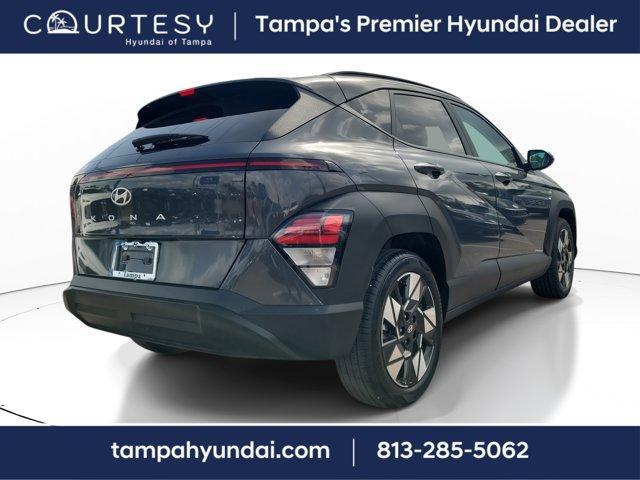Photo of 2024 Gray Pearl Hyundai KONA