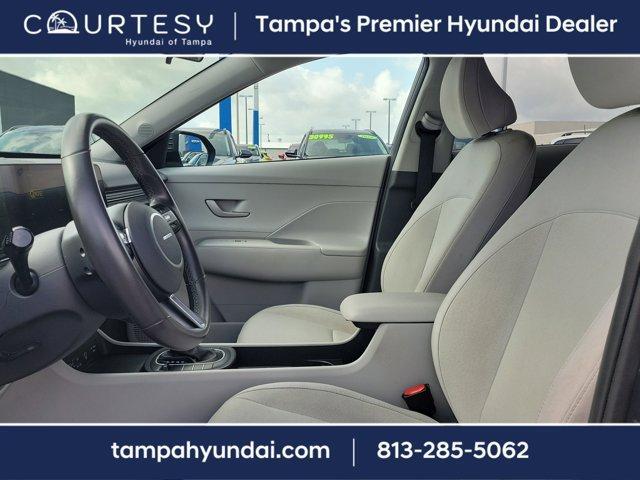 Photo of 2024 Gray Pearl Hyundai KONA