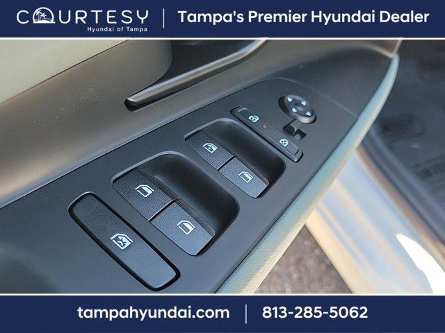 Photo of 2025 White Hyundai ELANTRA HEV
