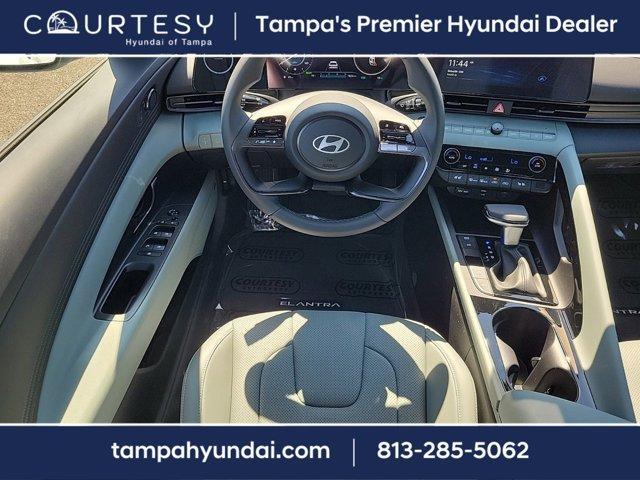 Photo of 2025 White Hyundai ELANTRA HEV