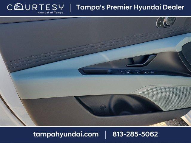Photo of 2025 White Hyundai ELANTRA HEV