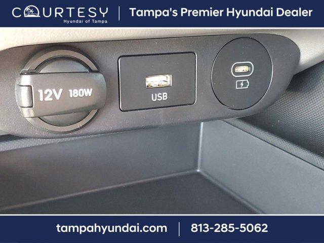 Photo of 2025 Metal Hyundai ELANTRA