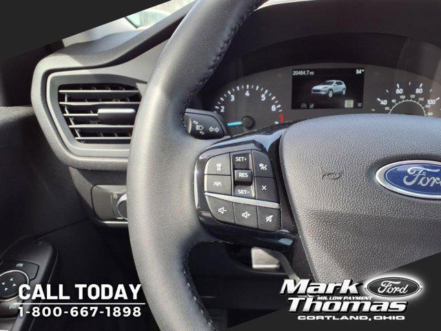 Photo of 2022 Agate Black Metallic Ford Escape