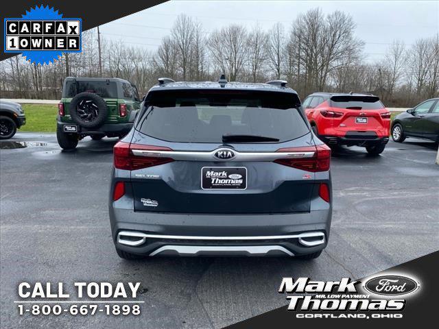 Photo of 2021 Gray Kia Seltos