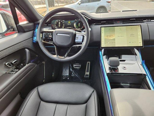 Photo of 2025 Santorini Black Metallic Land Rover Range Rover Sport