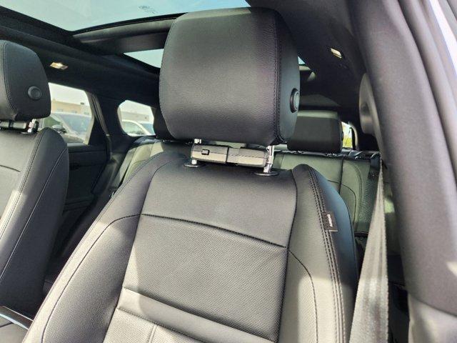 Photo of 2024 Fuji White Land Rover Range Rover Evoque