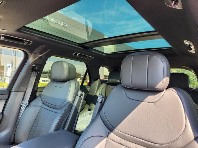 Photo of 2025 Firenze Red Metallic Land Rover Range Rover Sport
