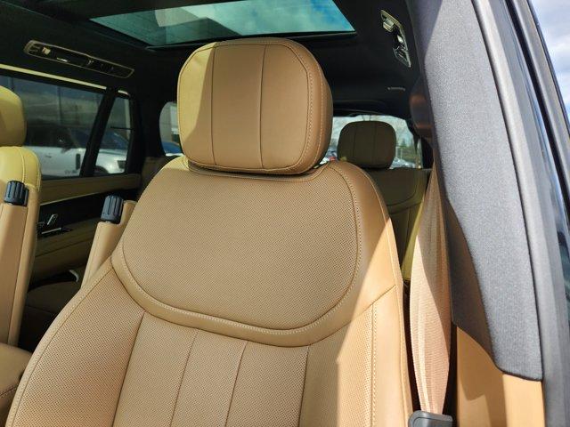 Photo of 2025 Black Land Rover Range Rover