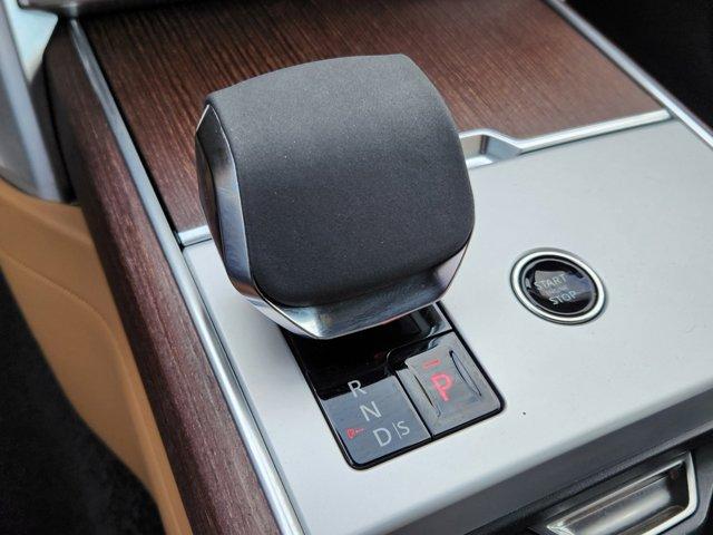 Photo of 2024 Fuji White Land Rover Range Rover