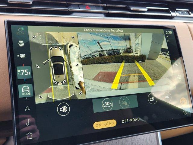 Photo of 2024 Fuji White Land Rover Range Rover