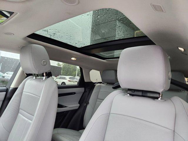 Photo of 2024 Fuji White Land Rover Range Rover Evoque
