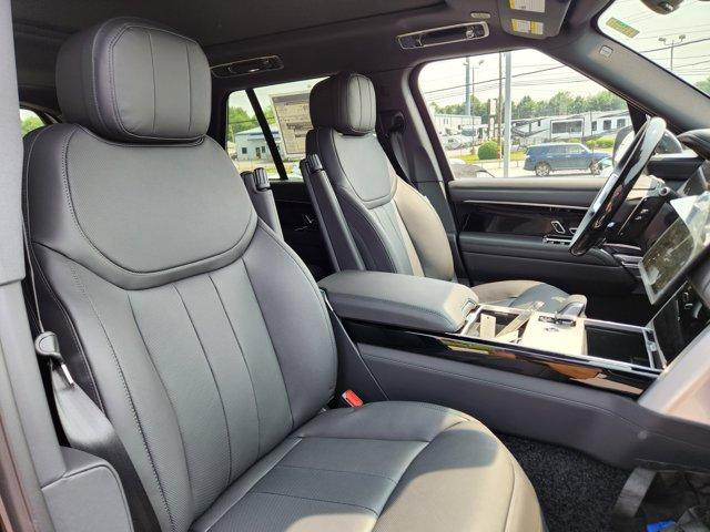 Photo of 2025 Black Land Rover Range Rover