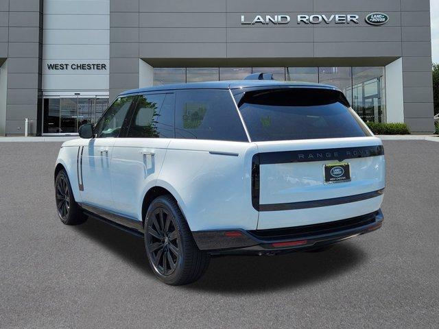 Photo of 2025 Fuji White Land Rover Range Rover