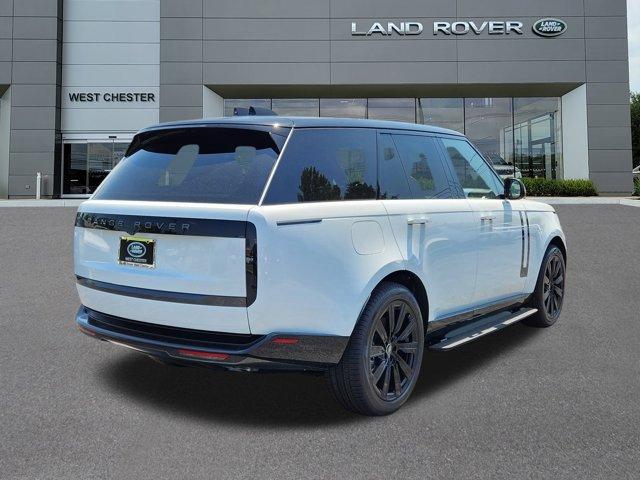Photo of 2025 Fuji White Land Rover Range Rover