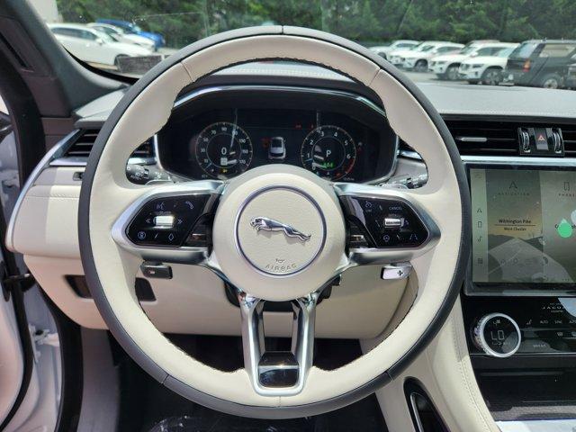Photo of 2026 Ostuni Pearl White Premium Metallic Jaguar F-PACE
