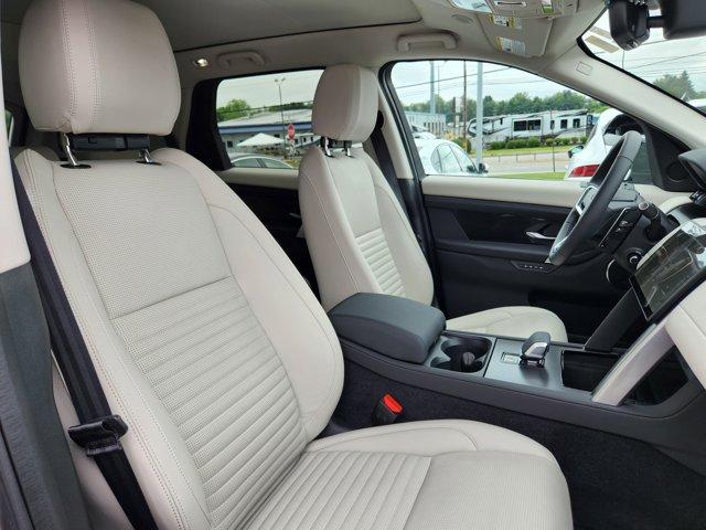 Photo of 2025 Eiger Gray Metallic Land Rover Discovery Sport