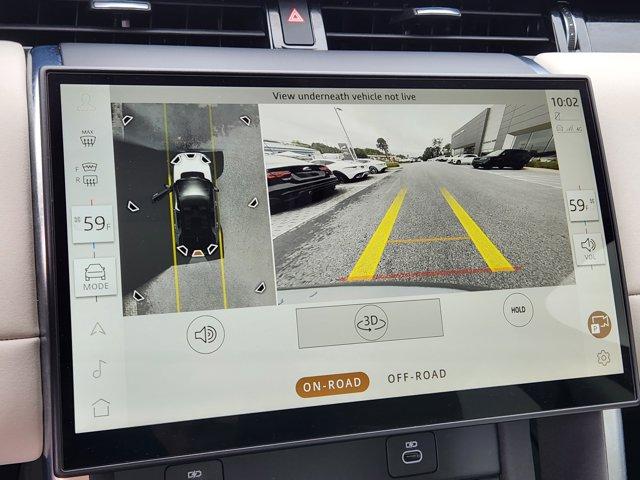 Photo of 2025 Eiger Gray Metallic Land Rover Discovery Sport