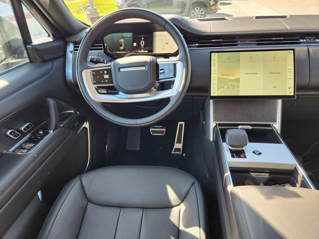 Photo of 2025 Black Land Rover Range Rover