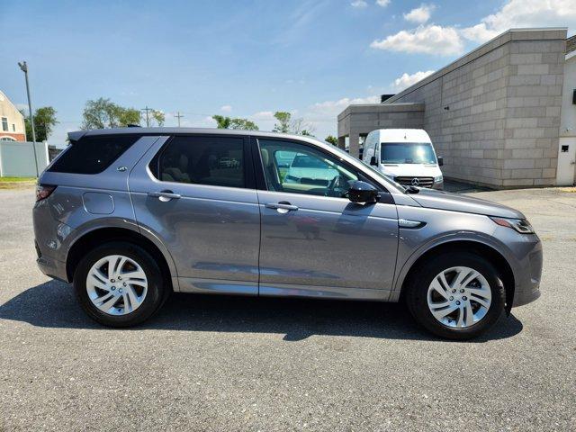 Photo of 2024 Eiger Gray Metallic Land Rover Discovery Sport