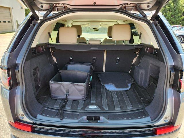 Photo of 2024 Eiger Gray Metallic Land Rover Discovery Sport