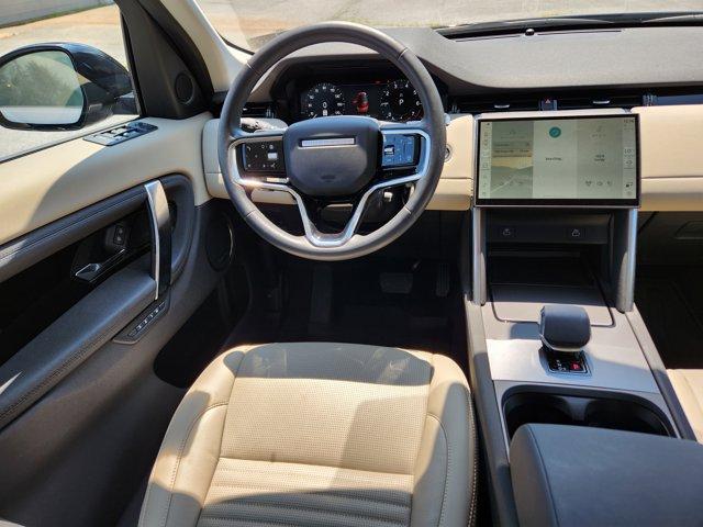 Photo of 2024 Eiger Gray Metallic Land Rover Discovery Sport