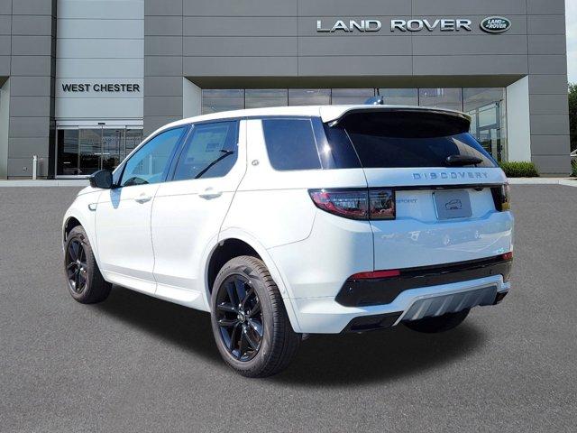 Photo of 2024 Fuji White Land Rover Discovery Sport