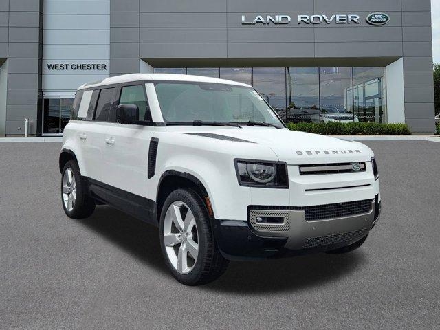 Photo of 2025 Fuji White Land Rover Defender