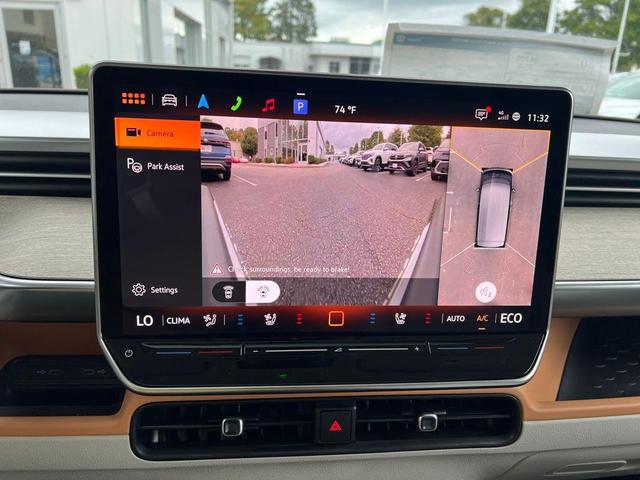 Photo of 2025 Green Volkswagen ID. Buzz