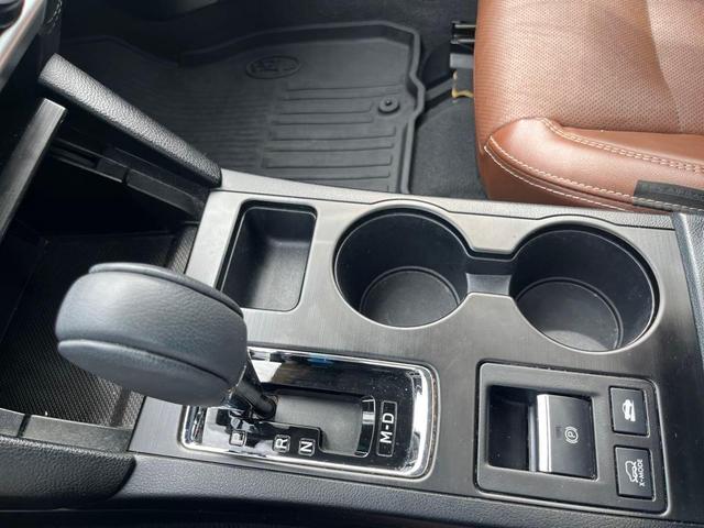 Photo of 2019 Crystal White Subaru Outback
