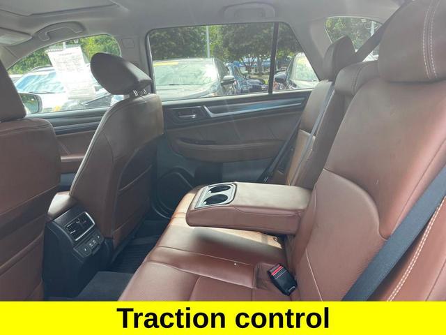 Photo of 2019 Crystal White Subaru Outback