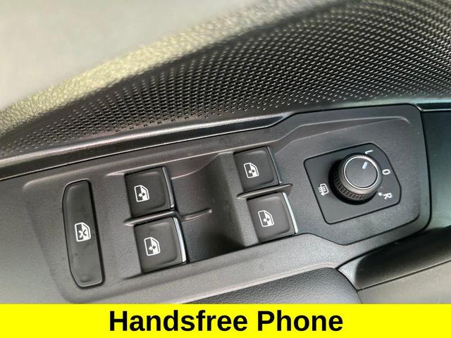 Photo of 2025 Sandstone Volkswagen Tiguan