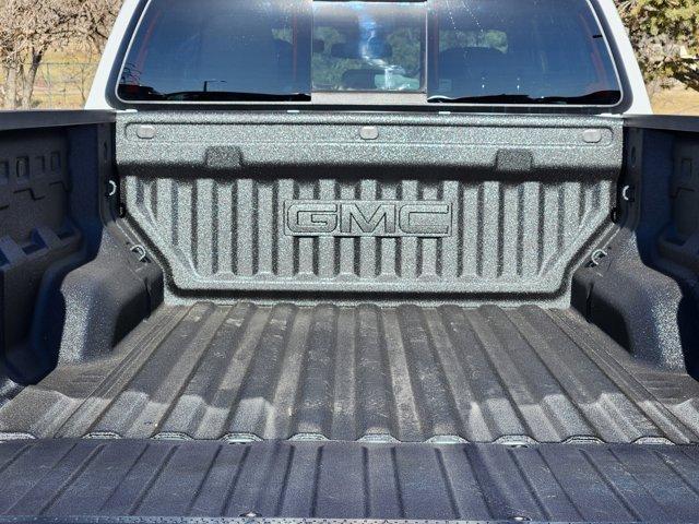 Photo of 2025 Summit White GMC Canyon