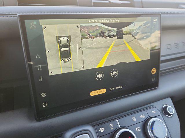 Photo of 2025 Fuji White Land Rover Defender