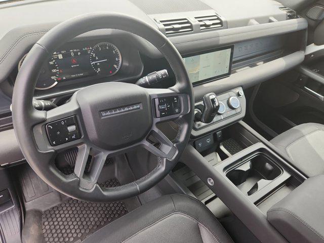 Photo of 2023 Fuji White Land Rover Defender