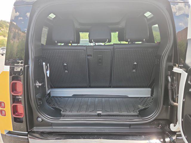 Photo of 2023 Fuji White Land Rover Defender