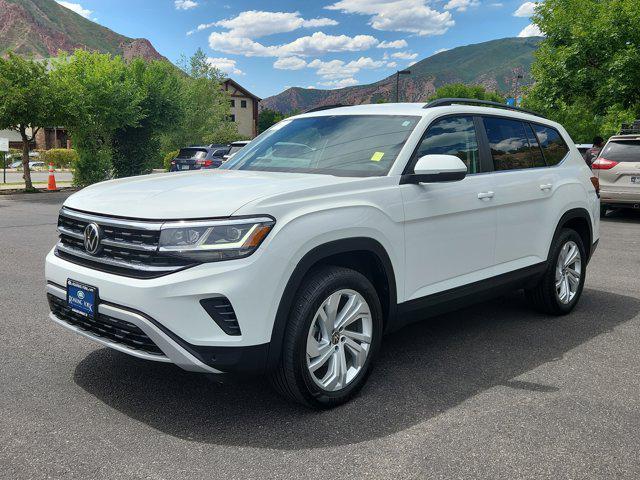 Photo of 2023 Pure White Volkswagen Atlas