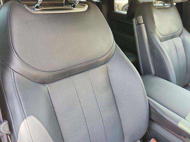 Photo of 2022 Santorini Black Metallic Land Rover Range Rover